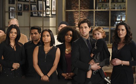 Regina Hall, Ravi Patel, Christina Milian, Kelly Jenrette, Josh Peck, Paget Brewster - Grandfathered - The Memorial - De la película