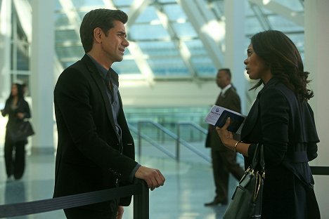 John Stamos, Regina Hall - Grandfathered - Nochmal von vorn - Filmfotos