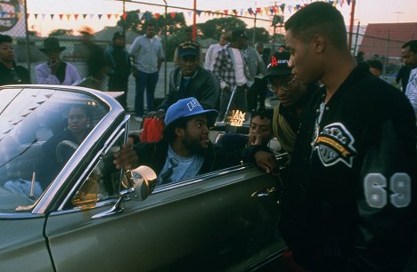 Regina King, Ice Cube, Cuba Gooding Jr. - Boyz n the Hood - Photos
