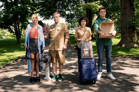 Meredith Hagner, John Early, Alia Shawkat, John Reynolds - Search Party - Conspiracy - Z filmu