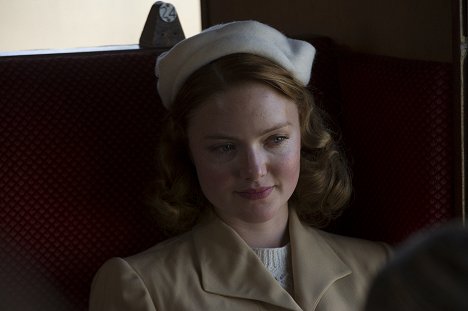 Holliday Grainger - Tell It to the Bees - Filmfotók
