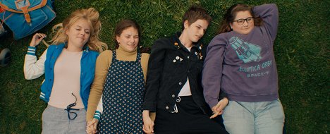 Pauline Serieys, Zoé De Tarlé, Angèle Metzger, Laure Duchêne - 100 kilo do gwiazd - Z filmu