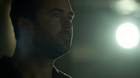 Sullivan Stapleton - Rejtjelek - Screech, Thwack, Pow - Filmfotók