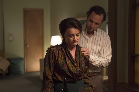 Alison Wright, Matthew Rhys - The Americans - Clark's Place - Photos