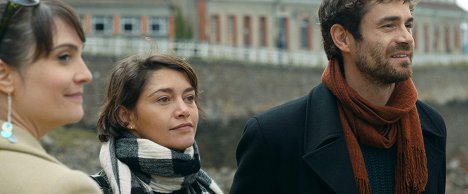 Emma de Caunes, Yannick Renier - Les Châteaux de sable - Kuvat elokuvasta