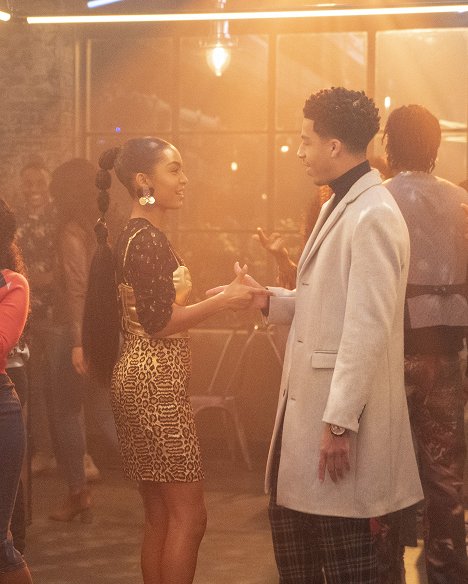 Yara Shahidi, Marcus Scribner - Grown-ish - Remise en question - Film