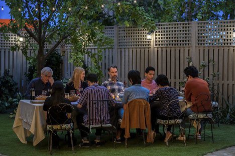 Paul Gross, Laura Linney, Murray Bartlett, Charlie Barnett - Tales of the City - Three of Cups - Photos