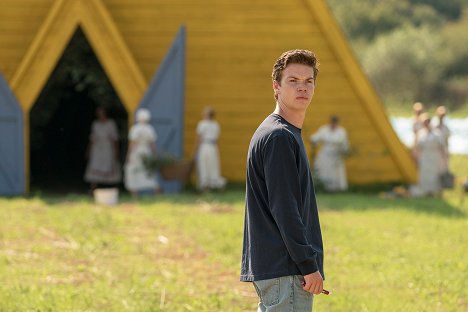 Will Poulter - Midsommar - Photos