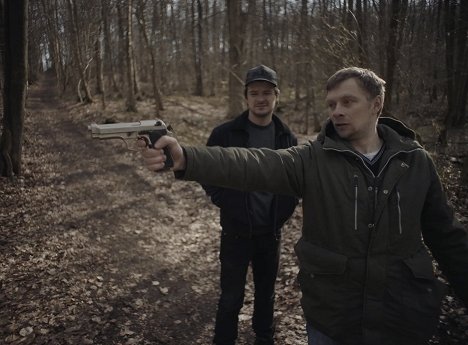 Dawid Ogrodnik, Valentin Novopolskij - Oleg - De la película