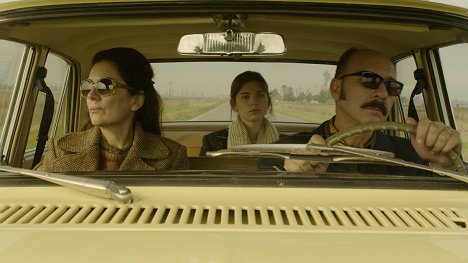 Andrea Frigerio, Laura Grandinetti, Darío Grandinetti - Rojo - De la película