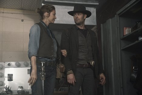 Jenna Elfman, Garret Dillahunt - Fear The Walking Dead - Humbug's Gulch - Kuvat elokuvasta