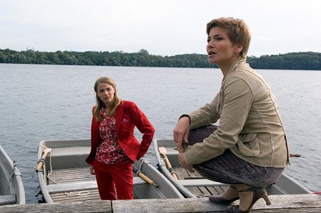 Jytte-Merle Böhrnsen, Claudia Schmutzler - SOKO Wismar - Stromschlag - Z filmu