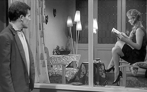 Bernard Fresson, Marina Vlady - Mädchen im Schaufenster - Filmfotos