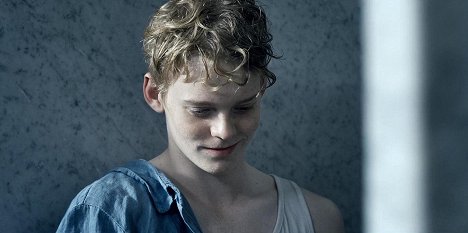 Lucas Lynggaard Tønnesen - A gyilkos eső - Ne add fel - Filmfotók