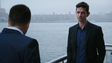 James Frain - Elementary - Command: Delete - Van film