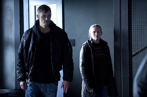 Joel Kinnaman, Mireille Enos - Dochodzenie - What I Know - Z filmu