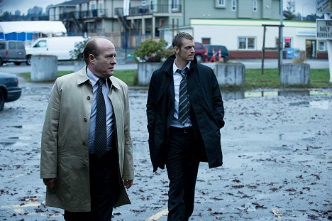Gregg Henry, Joel Kinnaman - The Killing - That You Fear the Most - Photos