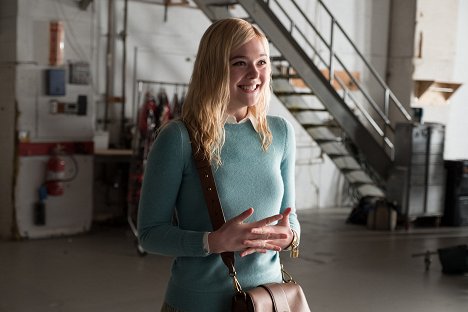 Elle Fanning - A Rainy Day in New York - Photos