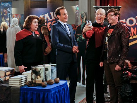 Margo Martindale, Will Arnett, Sean Hayes - The Millers - Con-Troversy - Photos
