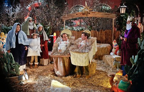 Margo Martindale, Nelson Franklin, Jayma Mays, Will Arnett, Sean Hayes, Beau Bridges - The Millers - Highway to the Manger Zone - Do filme