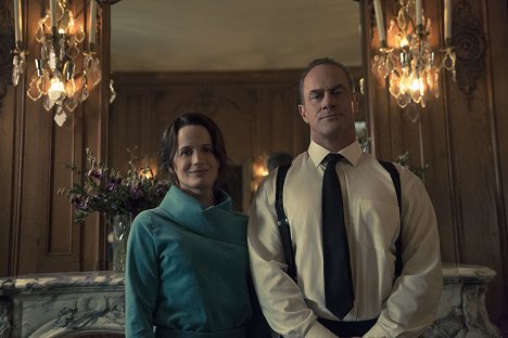 Elizabeth Reaser, Christopher Meloni - The Handmaid's Tale - Household - Photos