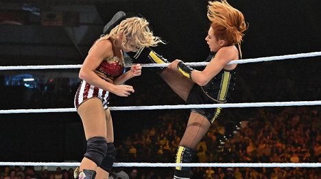 Macey Estrella | ČSFD.cz