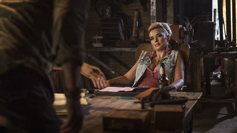 Kierston Wareing - Hooten a Lady: Lovci pokladů - Eldorádo - Z filmu