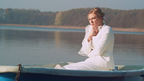 Emmanuelle Collinet - SOKO Wismar - Brautentführung - Filmfotos