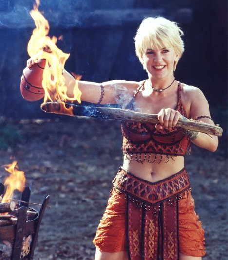 Renée O'Connor - Xena: Warrior Princess - Chakram - Kuvat elokuvasta