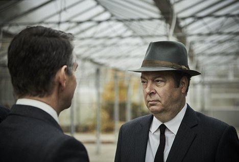 Roger Allam - Endeavour - O hlavu kratší - Z filmu