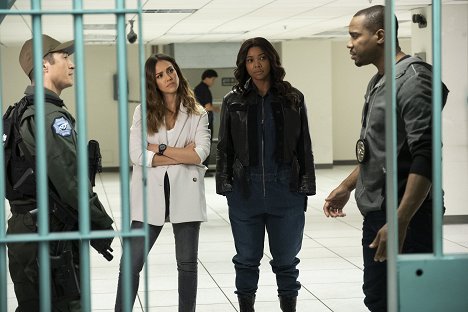 Jessica Alba, Gabrielle Union, Duane Martin - Policajtky z L.A. - Mrtví nemluví - Z filmu