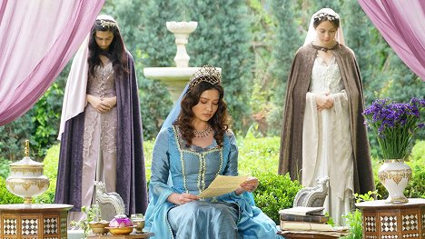 Nurgül Yeşilçay - Muhteşem Yüzyıl: Kösem - Dört Kanatlı Kuş! - Do filme