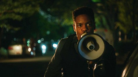 Jon Michael Hill - Elementary - Die Fälle des Sherlock Holmes - Bauchschuss - Filmfotos