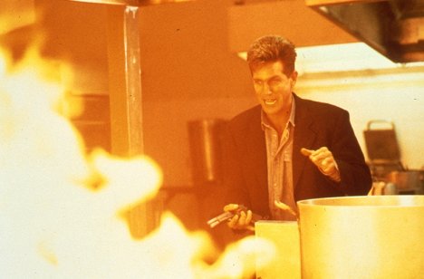 Eric Roberts - Nebezpečné pády - Z filmu