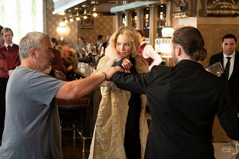 Luc Besson, Sasha Luss - Anna - Tournage