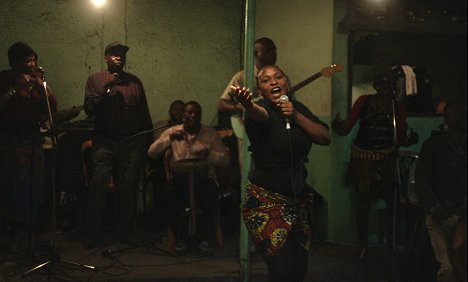 Véro Tshanda Beya Mputu - Félicité - Z filmu
