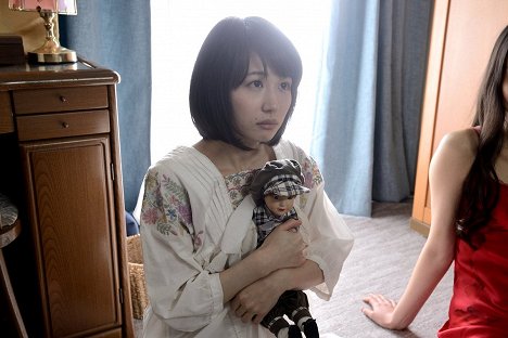 Hitomi Nakatani - Sacudžinki o kau onna - Do filme