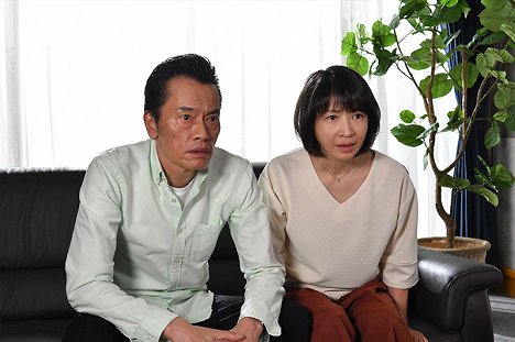 Ken'ichi Endō, 田中美佐子 - Sorezore no dangai - Episode 2 - De la película