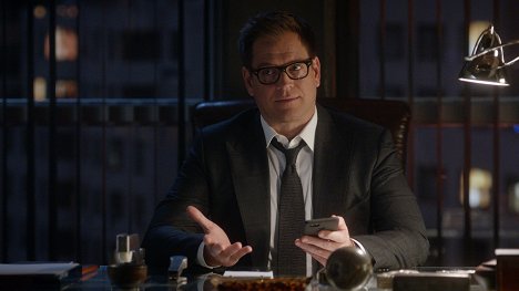 Michael Weatherly - Bull - Prior Bad Acts - Z filmu
