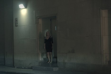 Elisabeth Moss - Příběh služebnice - Lháři - Z filmu