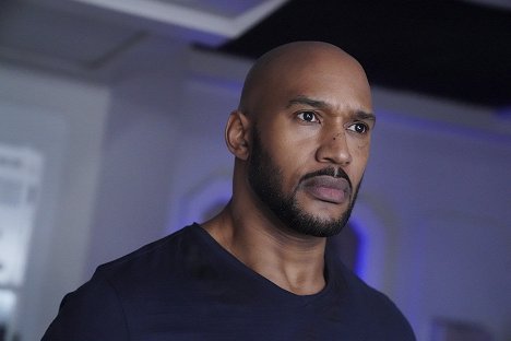 Henry Simmons - Agents of S.H.I.E.L.D. - The Sign - Photos