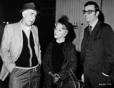 George Seaton, Helen Hayes, Ross Hunter - Airport - Tournage