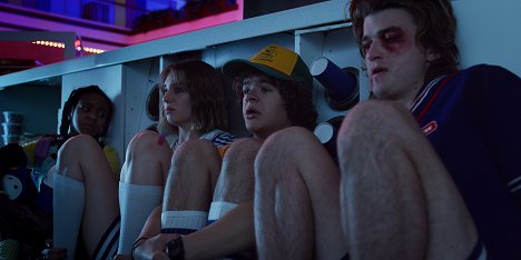 Priah Ferguson, Maya Hawke, Gaten Matarazzo, Joe Keery - Stranger Things - Season 3 - De la película