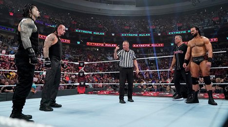 Joe Anoa'i, Mark Calaway, Shane McMahon, Andrew Galloway - WWE Extreme Rules - Photos