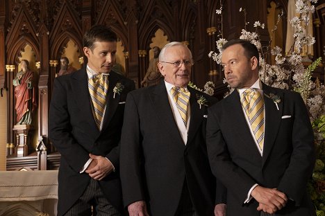 Will Estes, Len Cariou, Donnie Wahlberg - Blue Bloods - Crime Scene New York - Something Blue - Photos