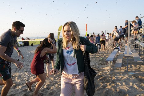 Kristen Bell - Veronica Mars - Keep Calm and Party On - Photos