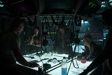 Jessica Henwick, T.J. Miller, Kristen Stewart - Underwater - De la película