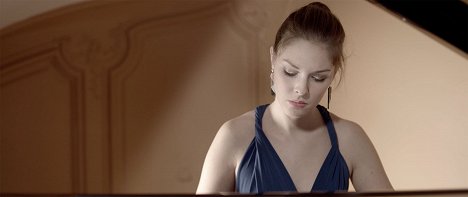 Caroline Bento - Memoria - De la película