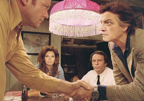 Aldo Ray, Lea Massari, Jean-Louis Trintignant, Jean Gaven - And Hope to Die - Photos