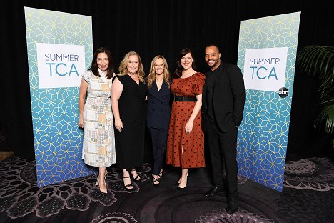 The cast and producers of ABC’s “Emergence” address the press at the ABC Summer TCA 2019, at The Beverly Hilton in Beverly Hills, California - Michele Fazekas, Tara Butters, Allison Tolman, Donald Faison - Emergence - De eventos